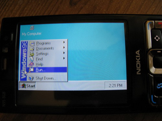 Illustration for article titled Windows 98 Now Runs on the Nokia N95